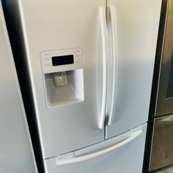 Samsung french door refrigerator 