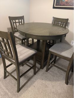 High Top Table with removable leaf & 4 chairs