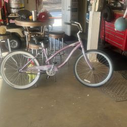 INFINITY brand 26” Single Speed, Coaster Brake Beach Cruiser Bicycle Ready To Ride As Pictured. Please Check My Other Listings For More Cos Like This.