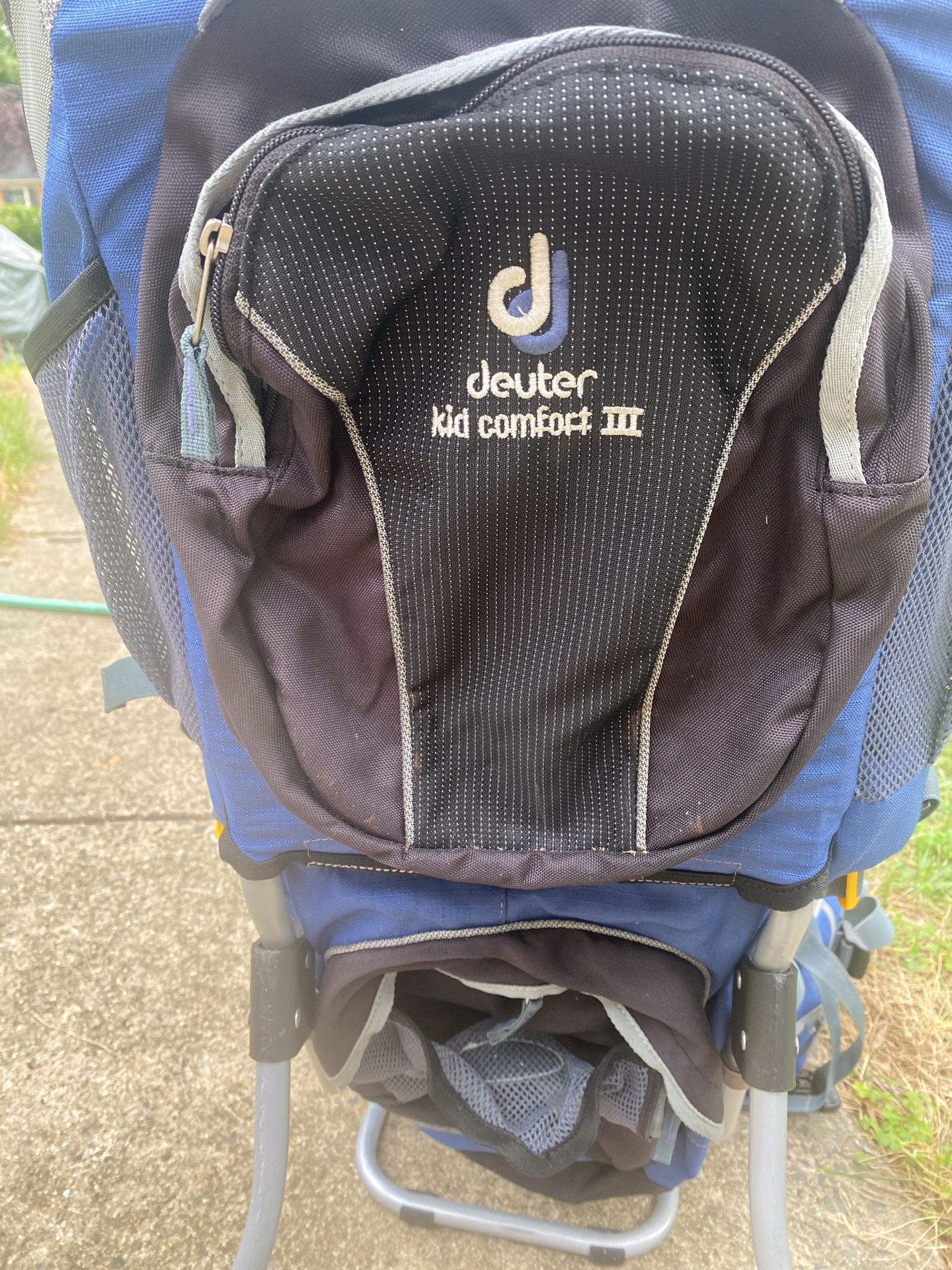 Deuter Kid Comfort lll Backpack kid carrier