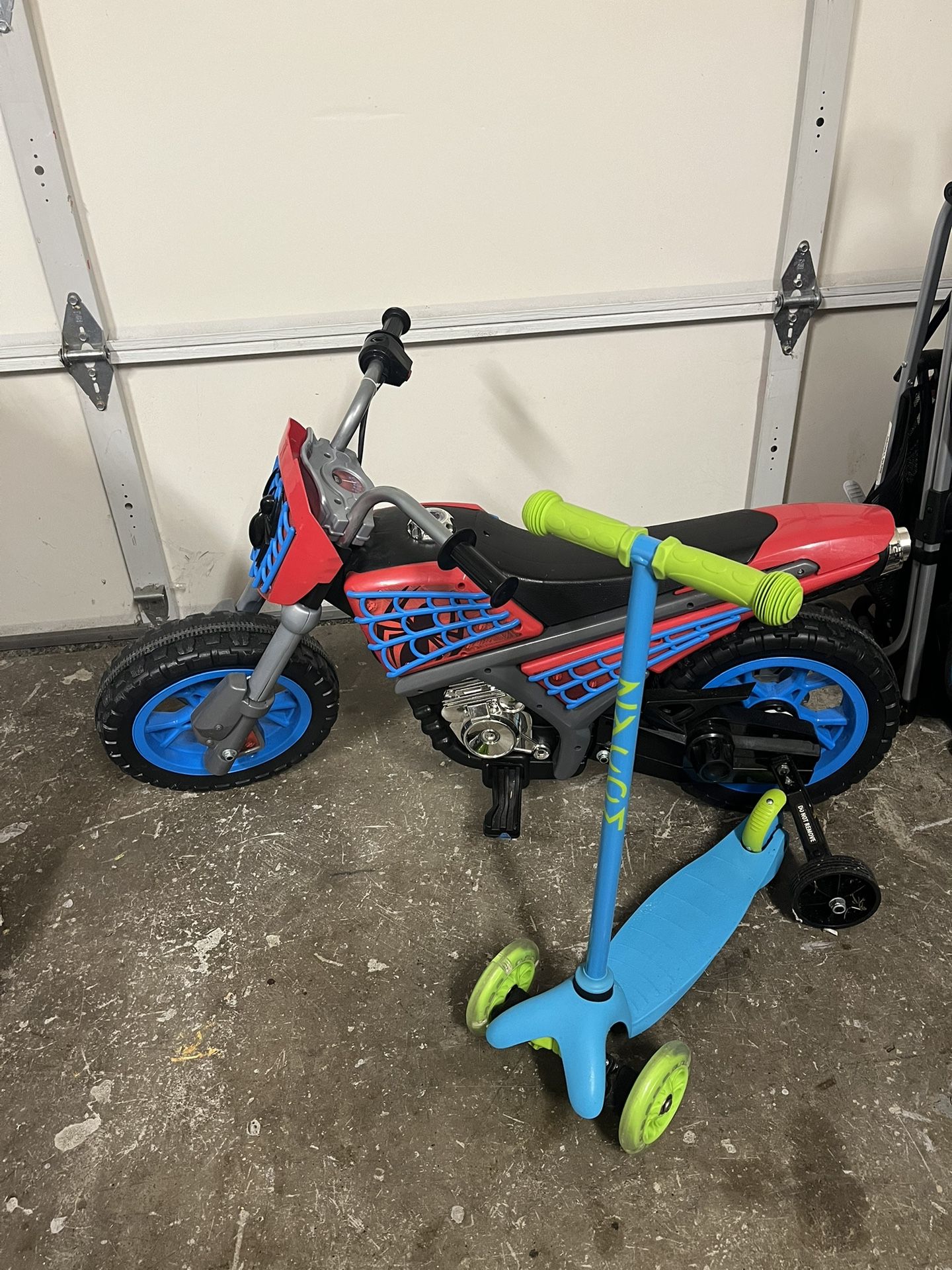 Spiderman Motorcycle And Kid Scooter 