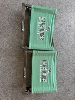 Foldable bleacher chair