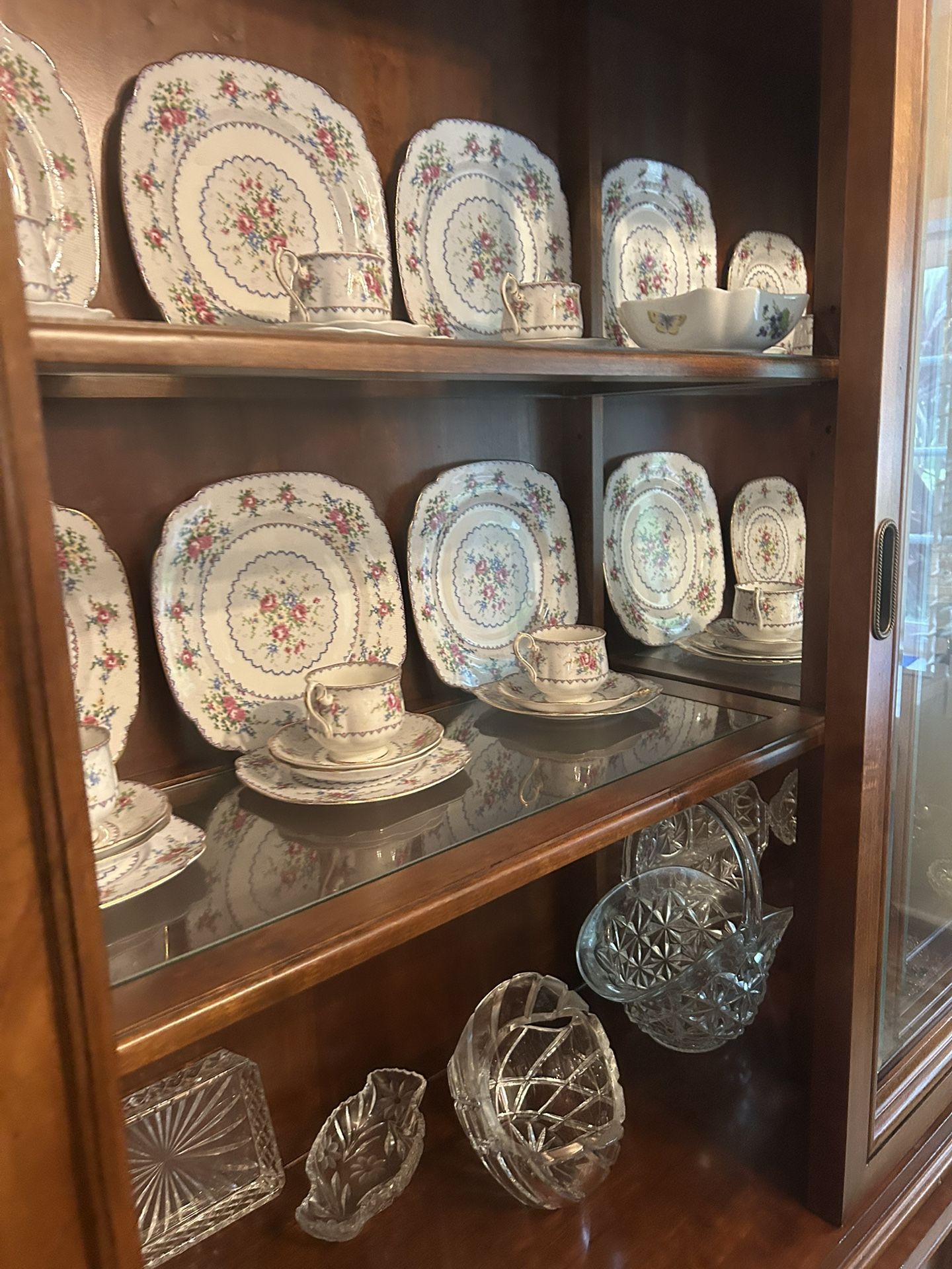 Real English china By Petit Point by ROYAL ALBERT