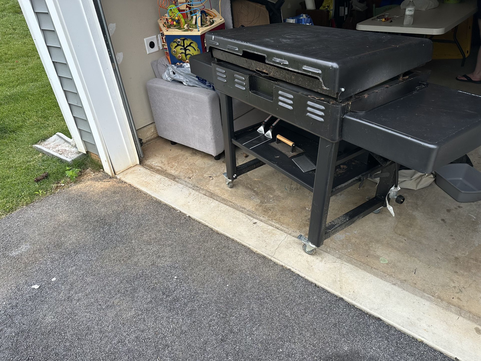 BlackStobe 36” Grill