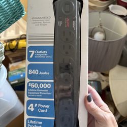 7 outlet surge protector 