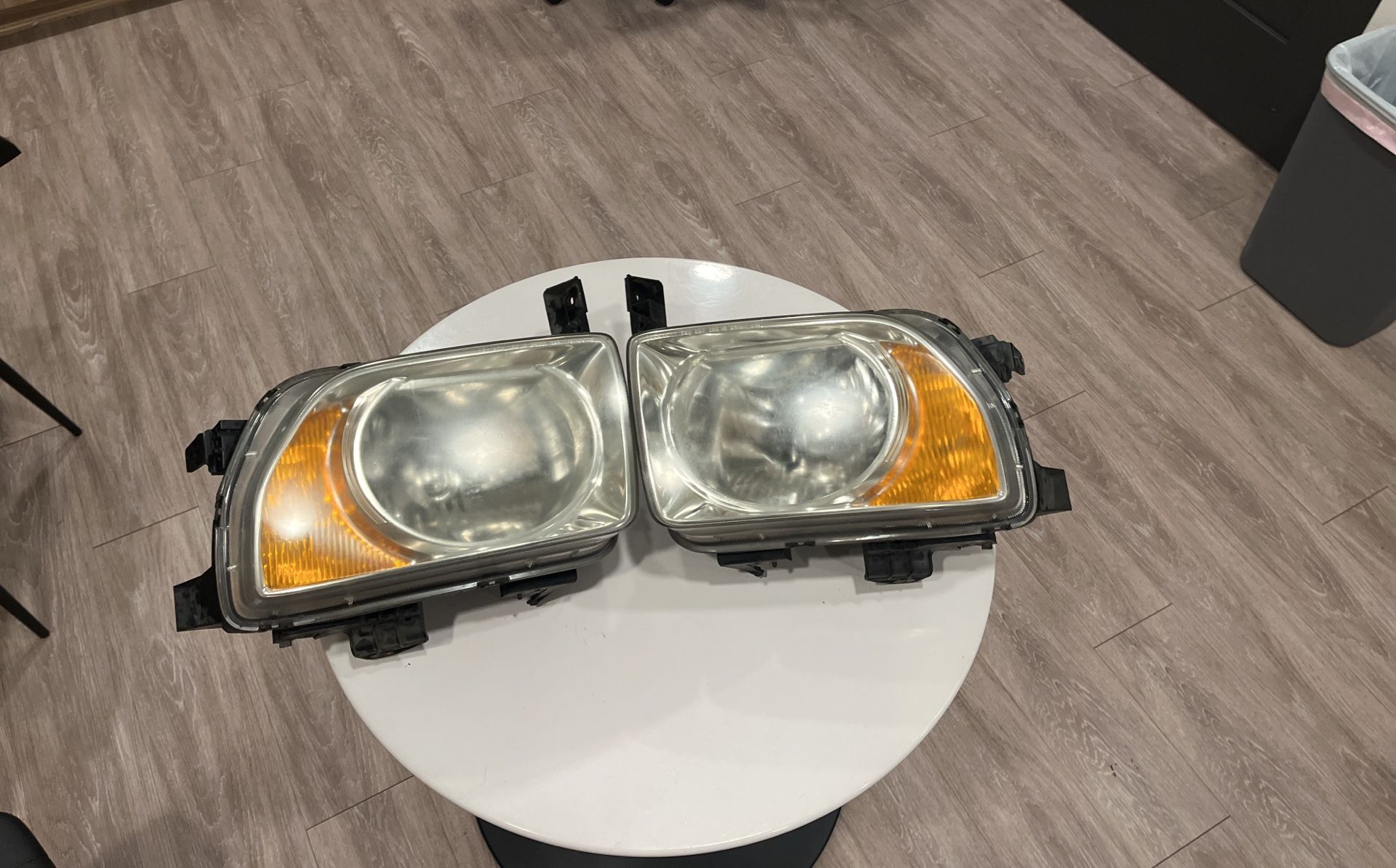 2003 Honda Element Headlight