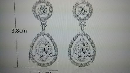 Woman"s Earrings