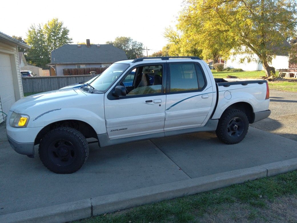 2002 Ford Explorer Sport Trac