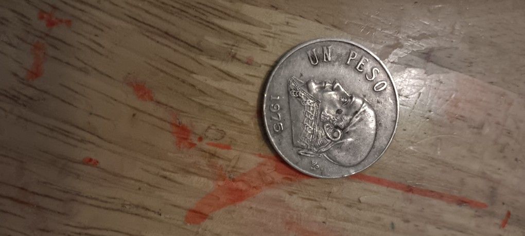 1975 ONE Peso Mexicano