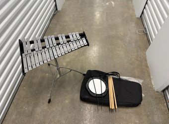 Bell Kit / Glockenspiel with Practice Pad, Stand & Case