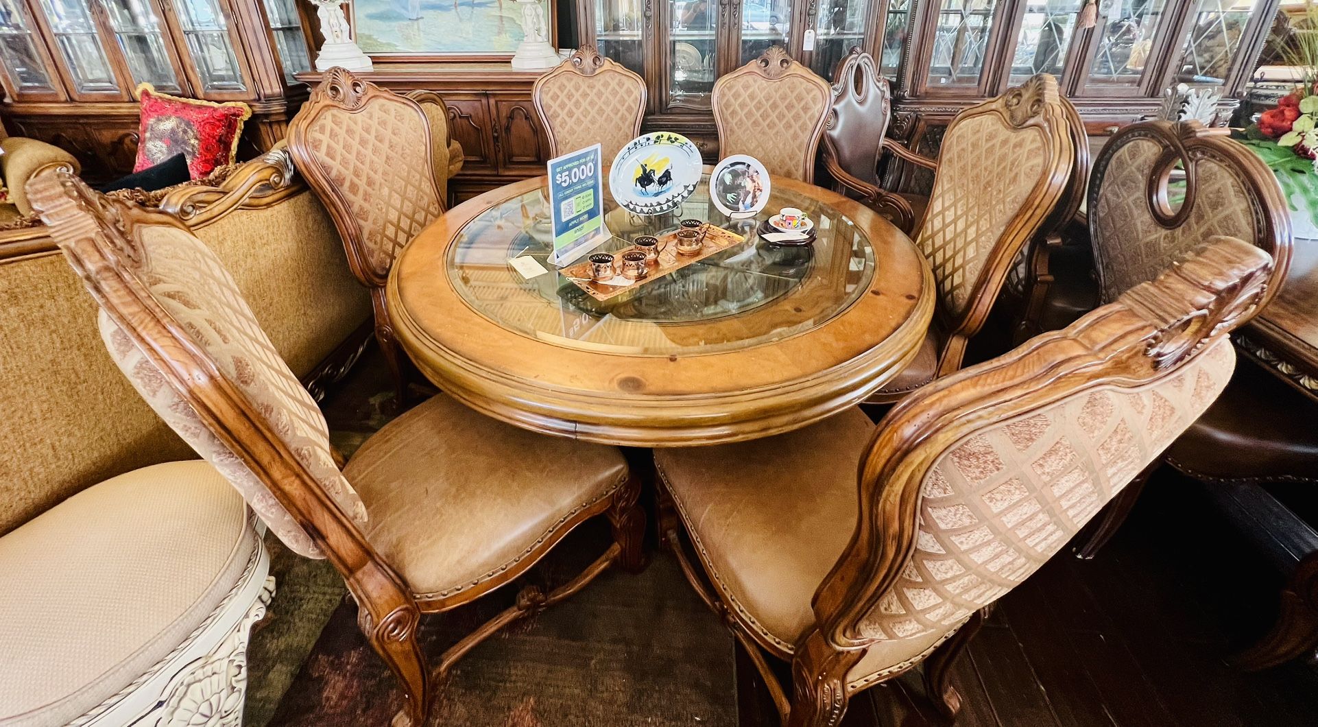 AICO By Michael Amini TUSCANO Round Table 4 Chairs - AZ