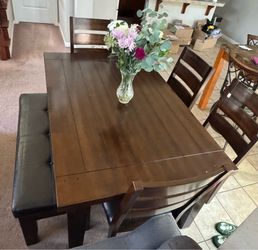 Dining Table for sale $265