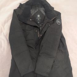 Canada Goose Black Label Medium Niagara Parka 