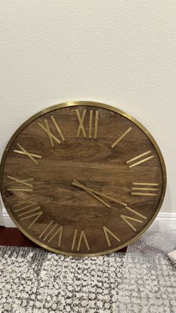 Wall Clock Wood 28.5”
