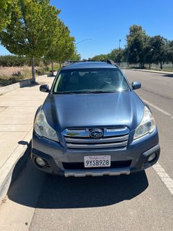 Subaru 2014 Outback limited wagon 4D