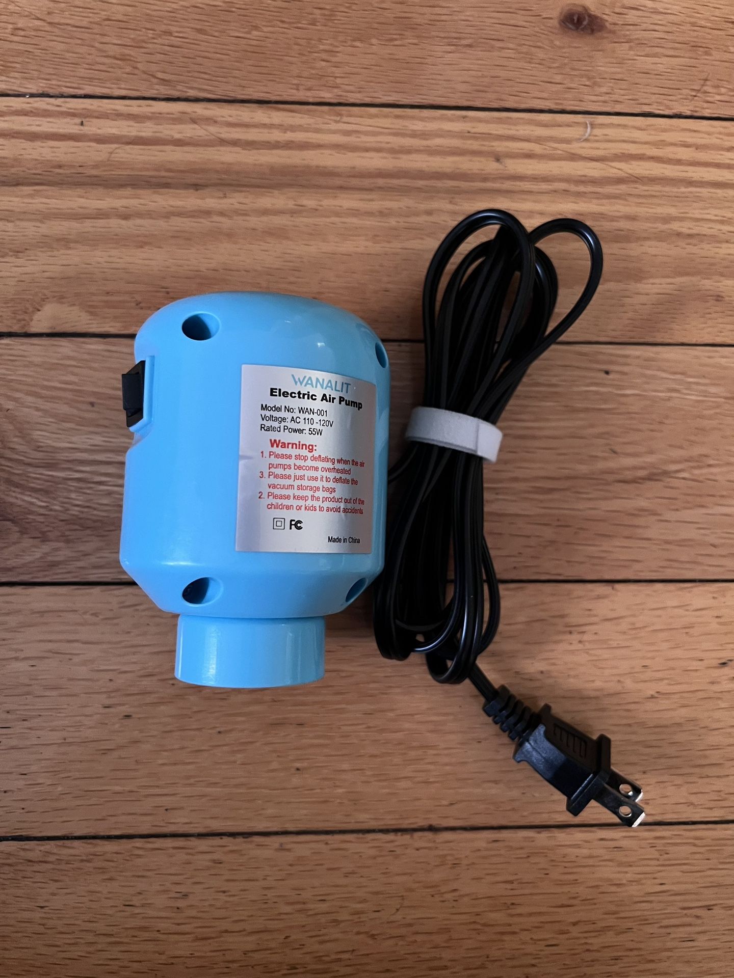 Vacuum pump for vacuum storage bags (air pump)