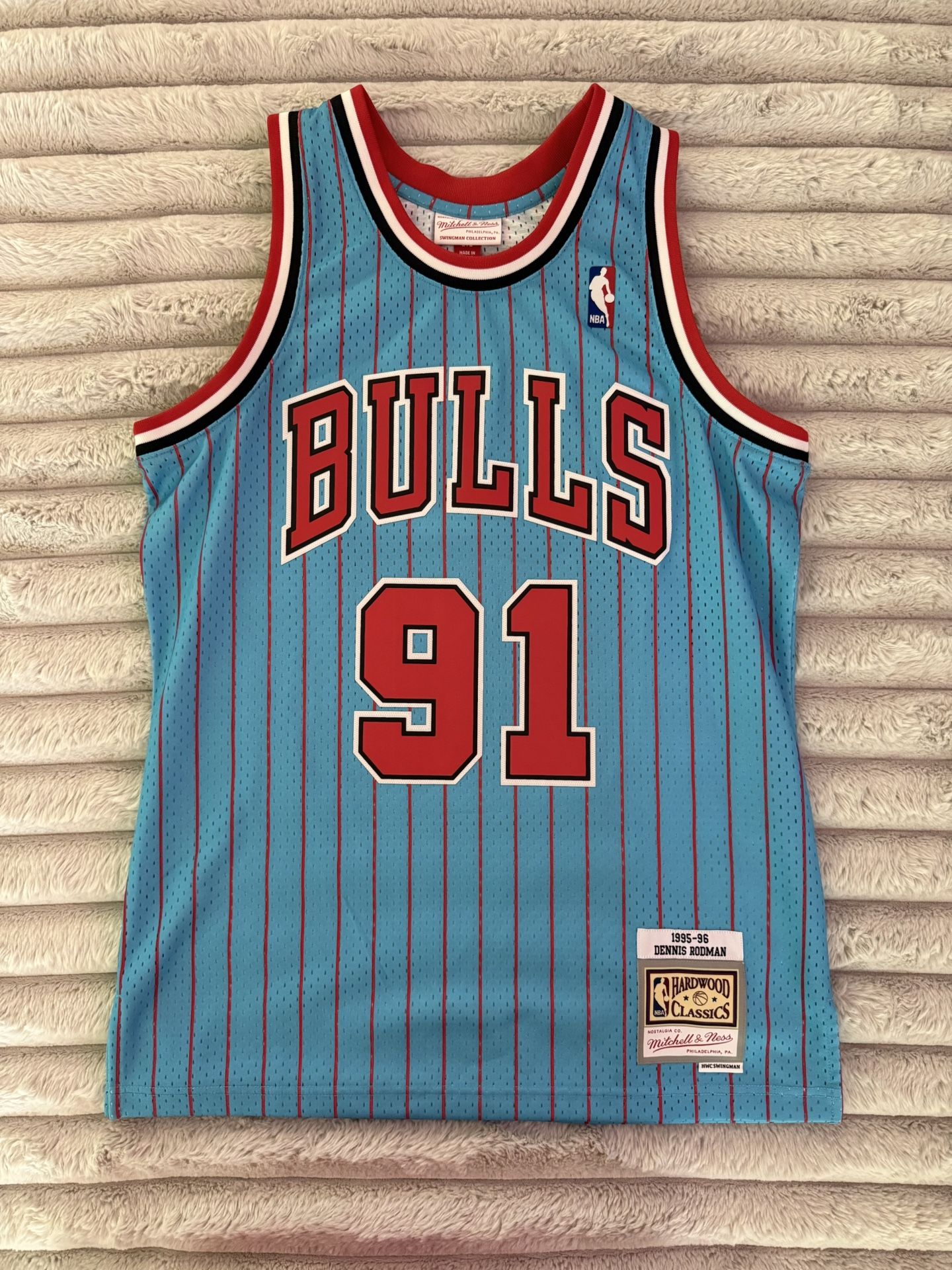Dennis Rodman Chicago Bulls Jersey (1995-96 – Blue Alt) – Size (M)