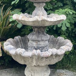 Traditional Concrete Tiered Fountain!
