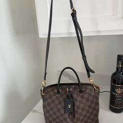 Louis Vuitton Odeon Tote PM