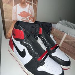 New Air Jordan 1 Black toe Reimagined Size 9
