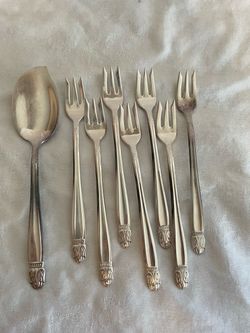 Holmes & Edwards Silverplate Flatware Set - 7 Cocktail Forks & one service piece