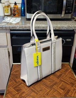 Wrangler Large Beige, PU Leather,  Whipstitch Tote/crossbody Bag 