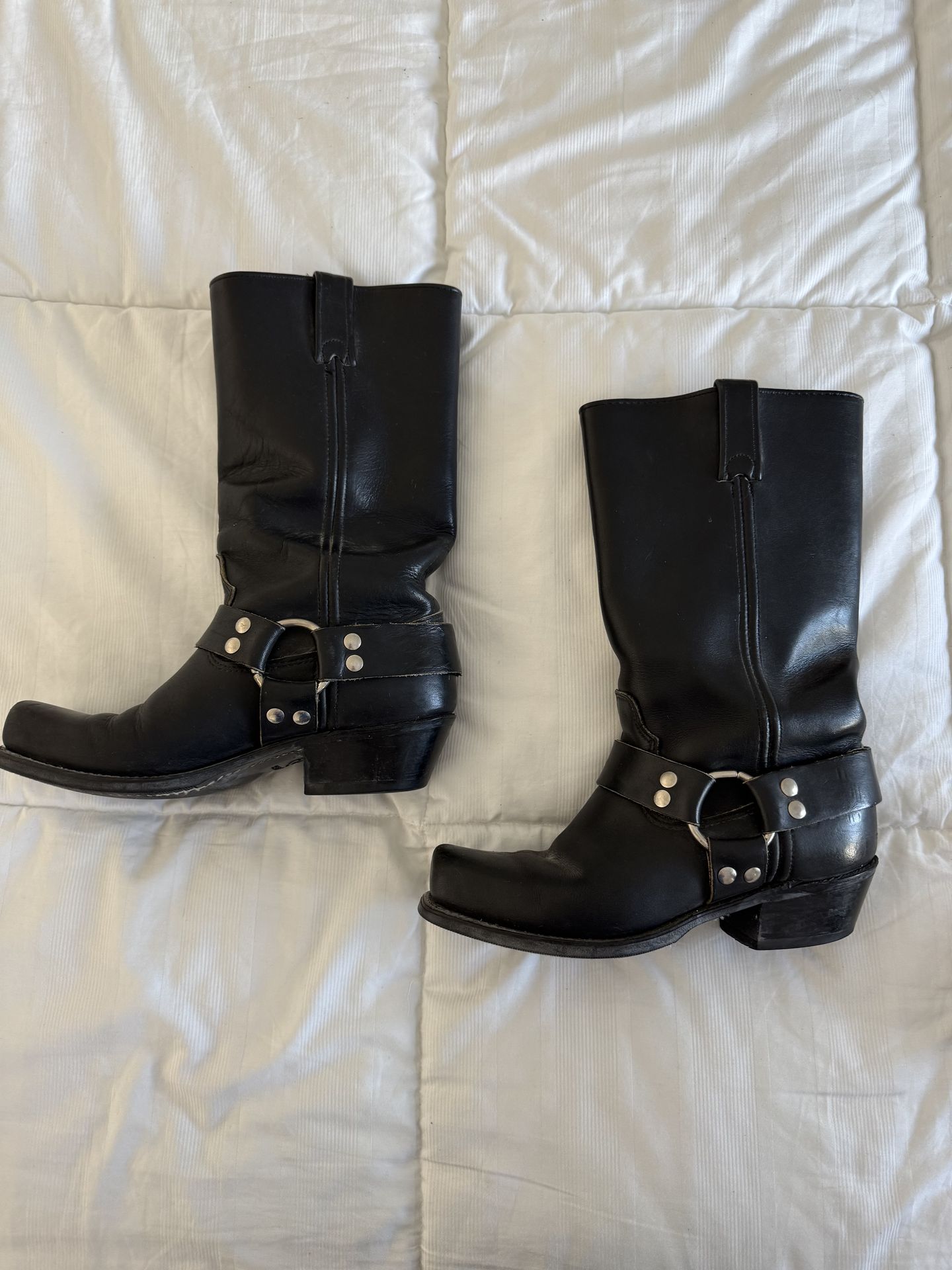 Women’s Black Leather Motorcycle Boots Size 8