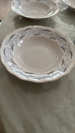 Favolina fine polish dinner plates 5