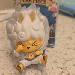 Labubu × One Piece Figure Bundle