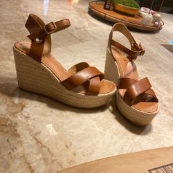 Brown Wedges PreOwned