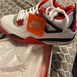 Air Jordan 4 Retro Fire Reds