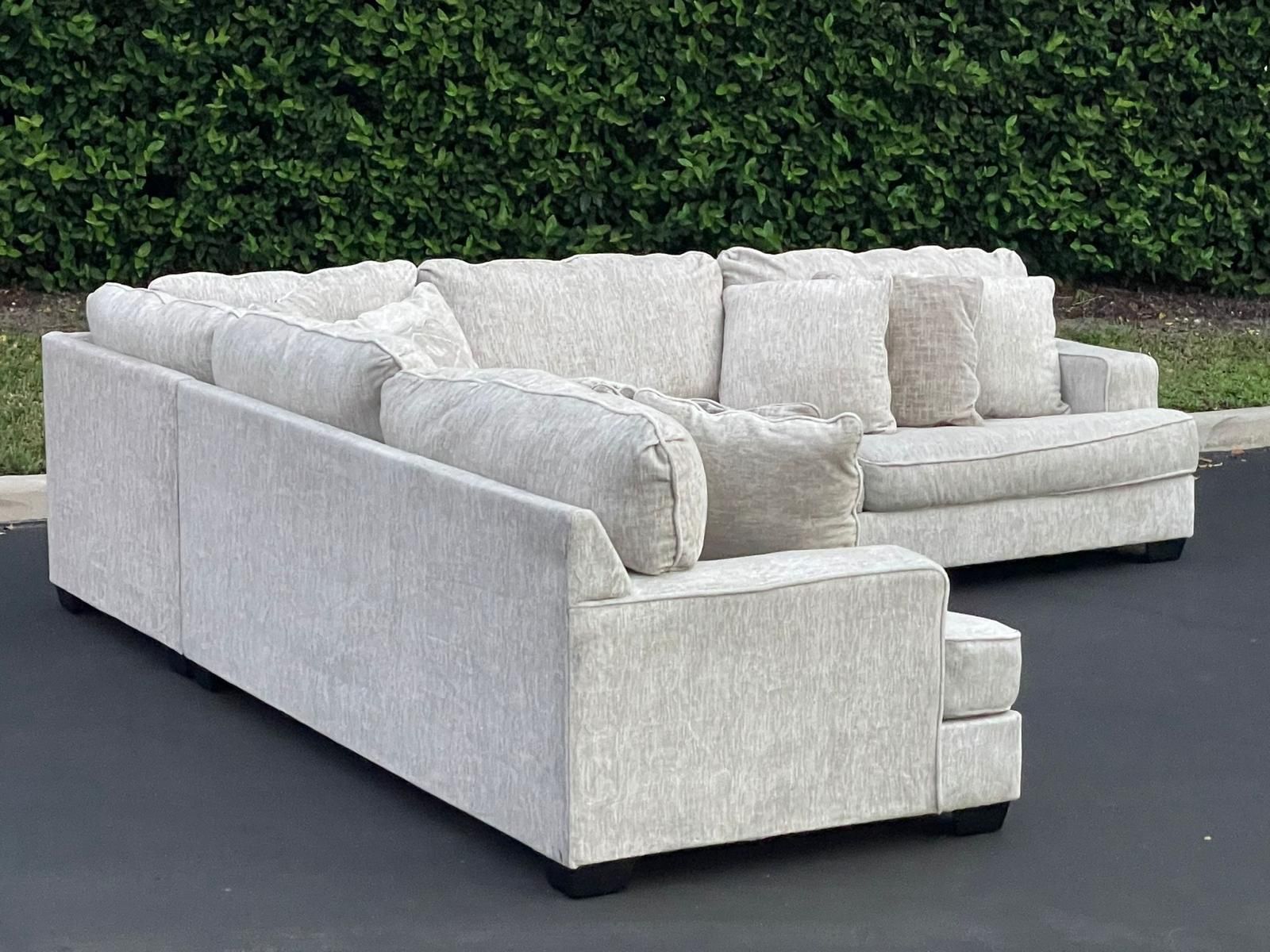 Sofa/Couch Sectional - Microfiber - Delivery Available 🚛