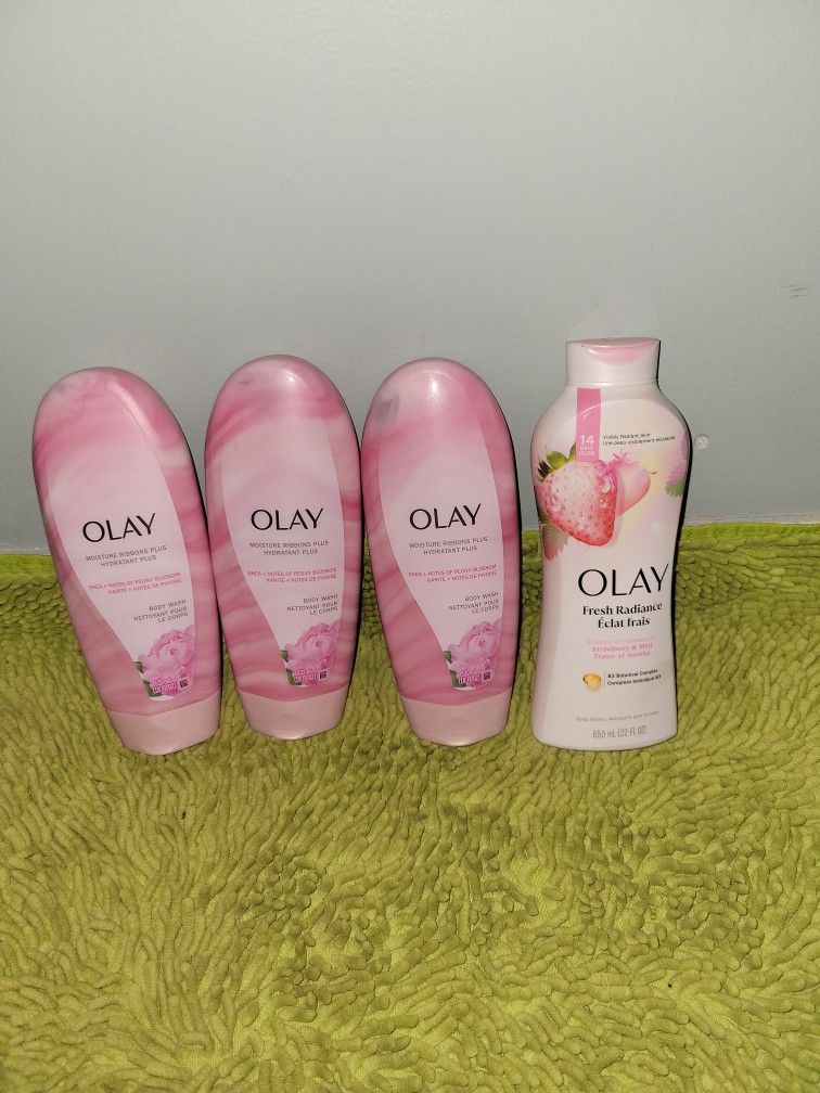 3 Olay 18oz Shea+Notes Of Peony Blossom/1 Olay 22oz Strawberry And Mint Body Wash