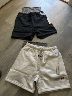 Essentials Shorts