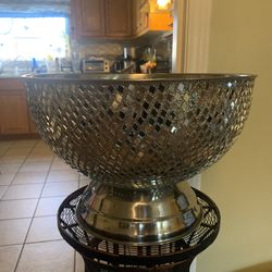 silver bowl vase