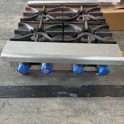 Commercial 4-burner Gas Range