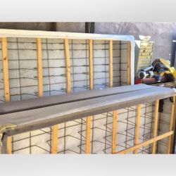 FREE  QUEEN BOX Y 2 TWIN BOX