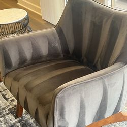 Complete family room