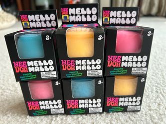 NeeDoh Mello Mallo Color-Changing Squishy 🍡✨