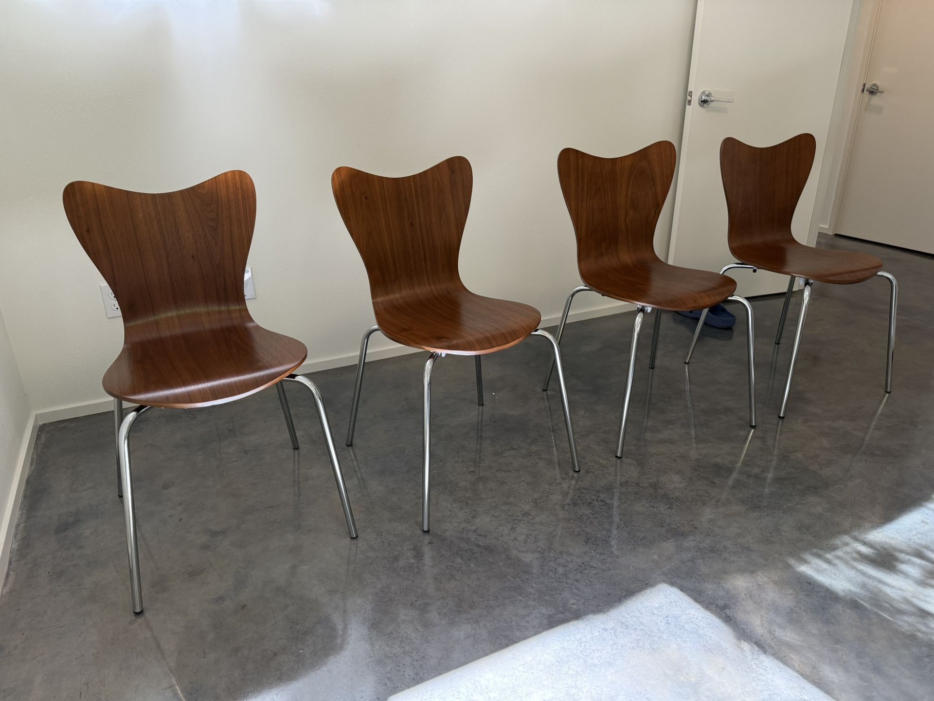 Set of 4 West Elm Bentwood Dining Chairs – Walnut