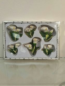 6pc _ Refrigerator / Fridge Magnets set ( NEW ) calla lilies