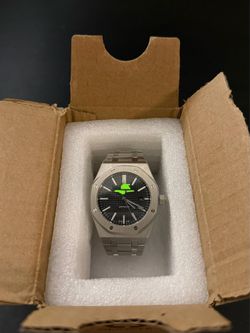 Men’s luxury watch