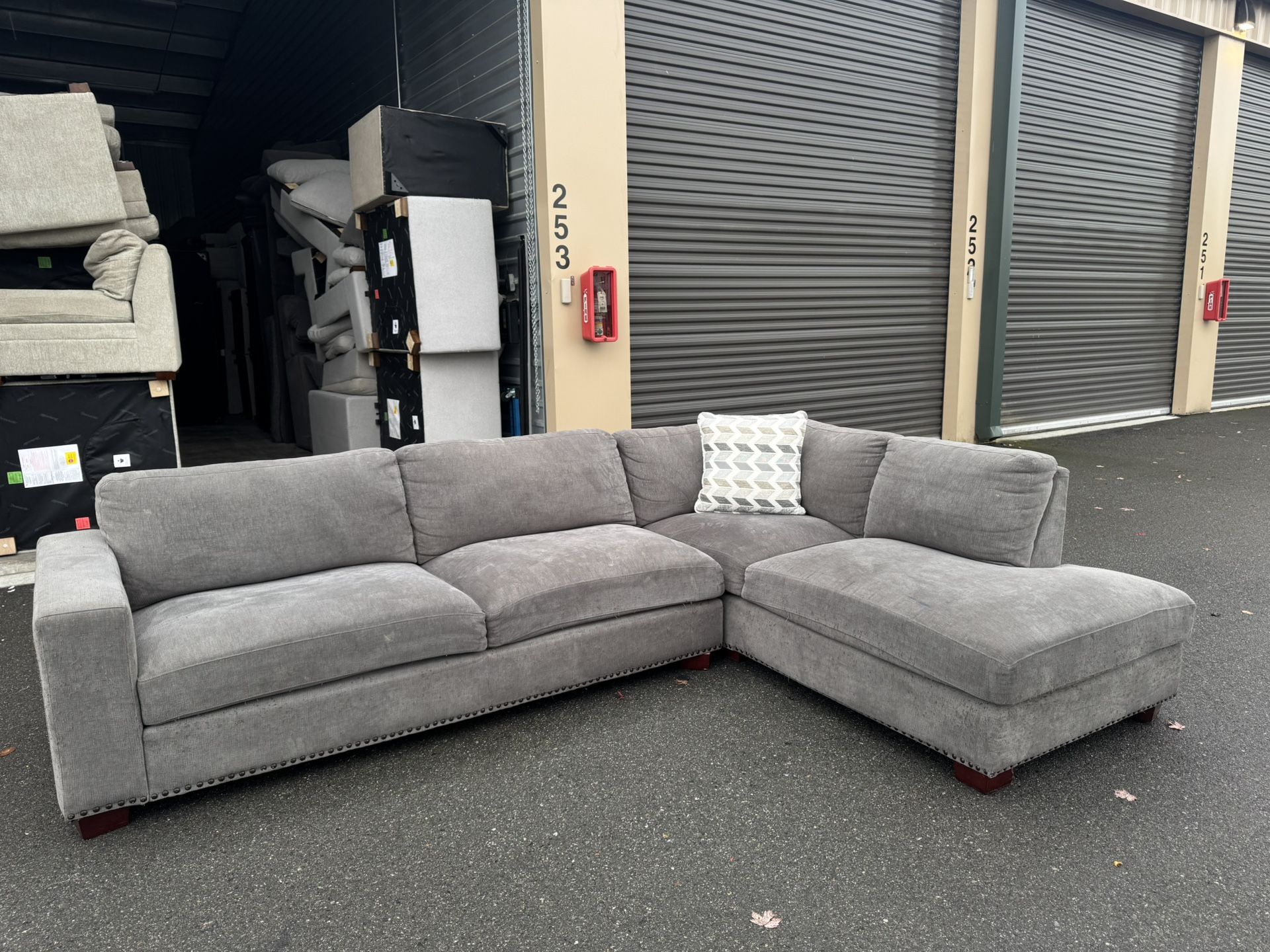 Sectional Couch 