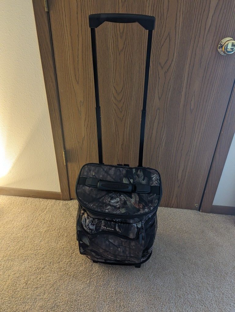 Uline Camo Cooler