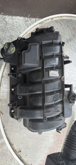 2014-2019 DODGE DURANGO DODGE CHARGER 5.7L HEMI INTAKE MANIFOLD