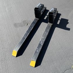 Clamp-on Pallet Bucket Forks for John Deere Tractor