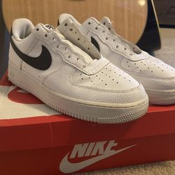 Nike Air Force 1