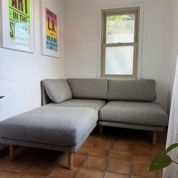 Gray loveseat / chaise 