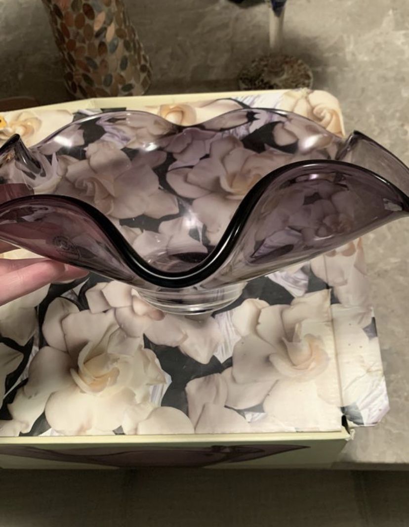 Decorative bowl