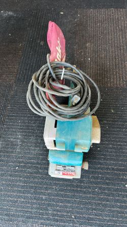 Makita belt sander 3x21